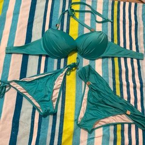 Vintage VS teal bikini